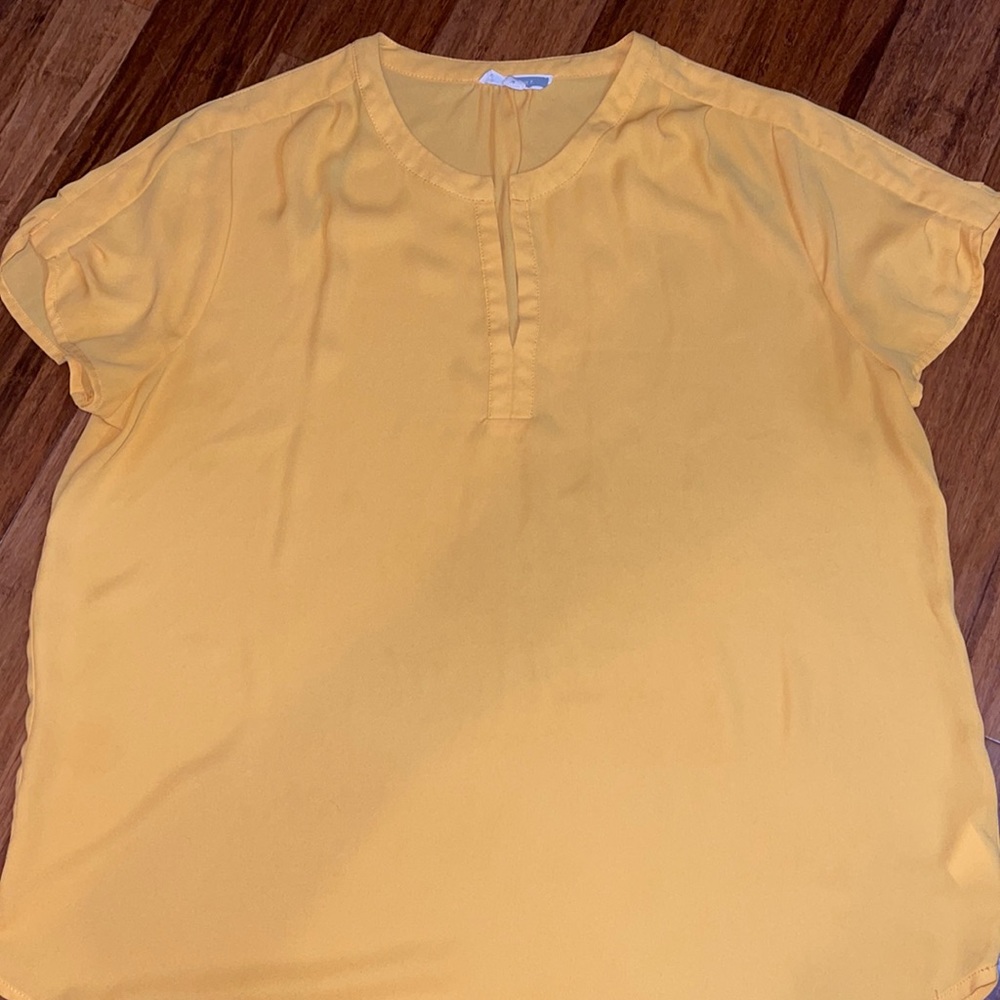 Pleione yellow vneck blouse size M